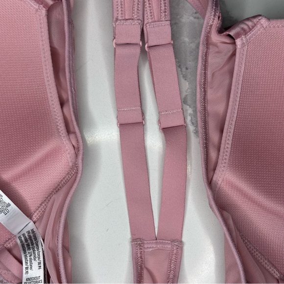 Victoria's Secret Knockout Light‎ Pink Sports Bra with Front Black Zipper 32DD - Picture 15 of 16